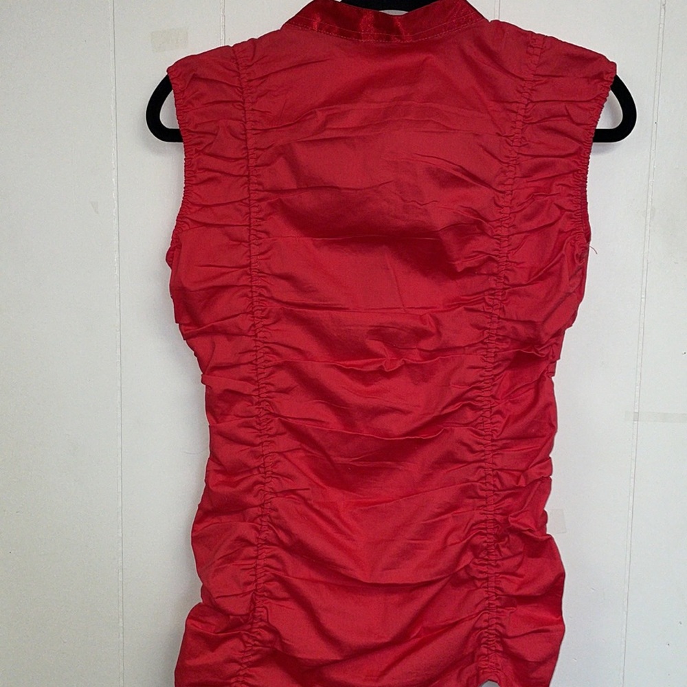 3 Voice Tops - Picture 5 of 7